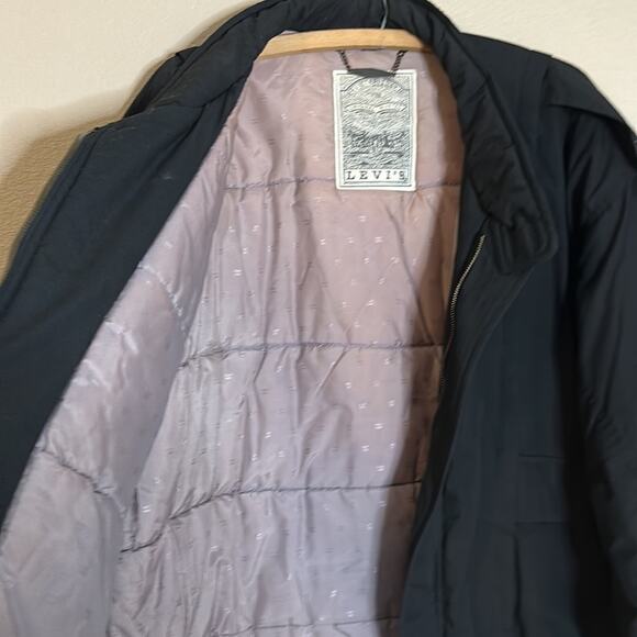Levi’s Black Puffer Jacket X-Large-Excellent Condition Heavy - Picture 6 of 9